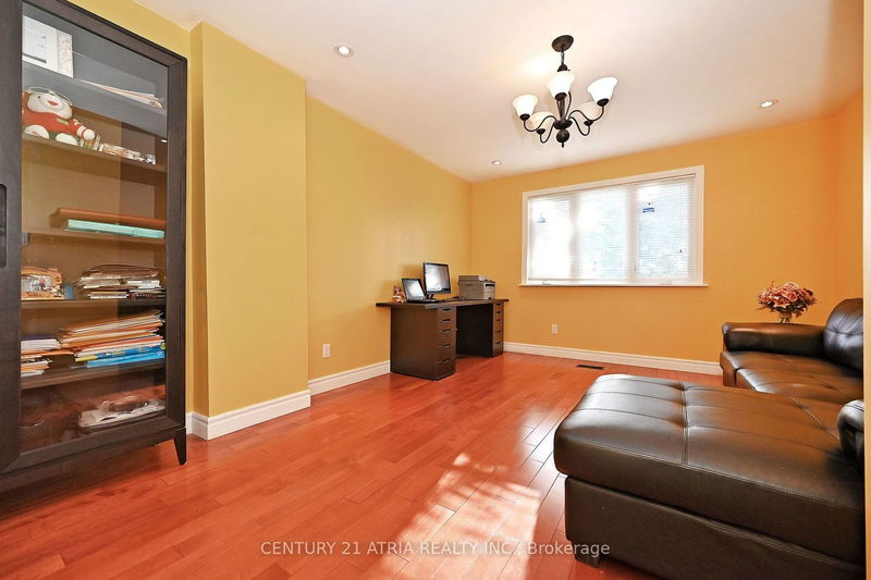 25 Crosland Dr E Toronto, M1R 4M6 | Image 26