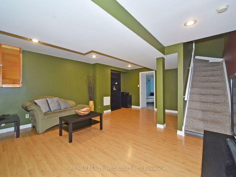 73 Andona Cres  Toronto, M1C 5A3 | Image 22