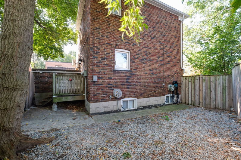 1173 Broadview Ave  Toronto, M4K 2S8 | Image 21