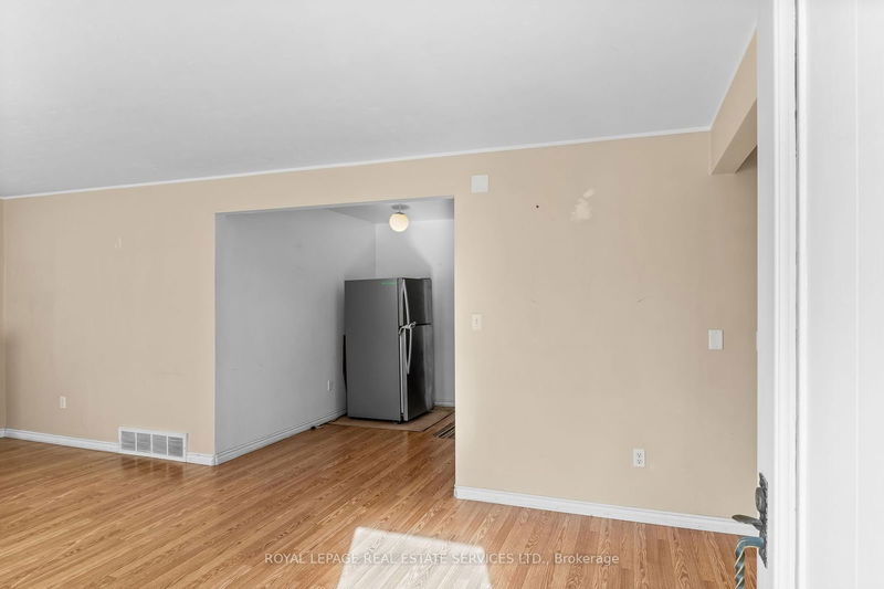 378 Elmgrove Ave  Oshawa, L1J 2C5 | Image 13