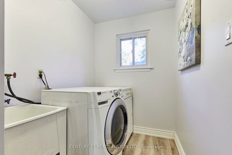 3 Farmington Cres  Toronto, M1S 1E9 | Image 12