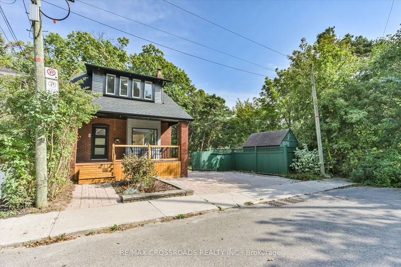 3 Haig Ave  Toronto, M1N 2W2 | Image 2