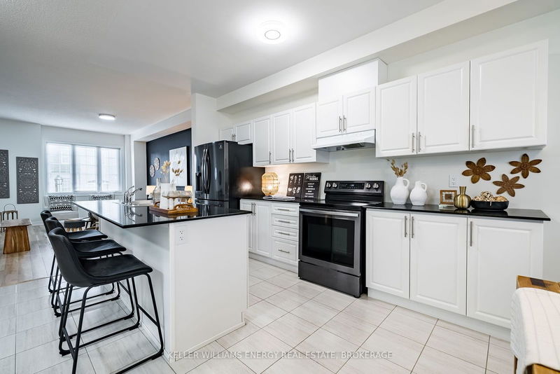 184 Honey Crisp Lane  Clarington, L1C 7H7 | Image 7