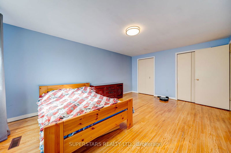 15 Pipers Green Ave  Toronto, M1S 3J9 | Image 16