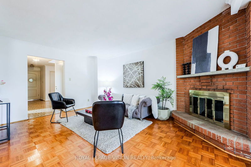 132 Haven Hill Sq  Toronto, M1V 1M5 | Image 9