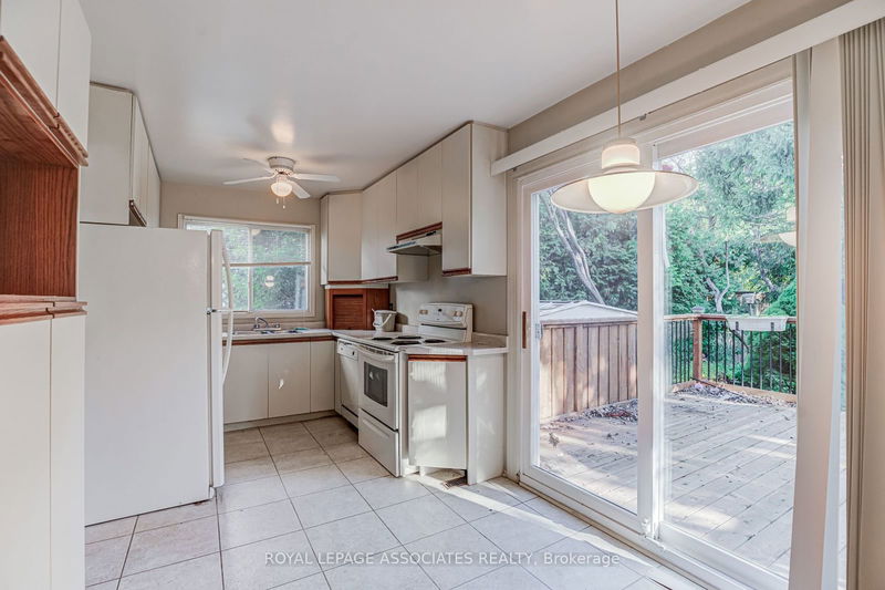 1801 Storrington St  Pickering, L1V 2X2 | Image 6