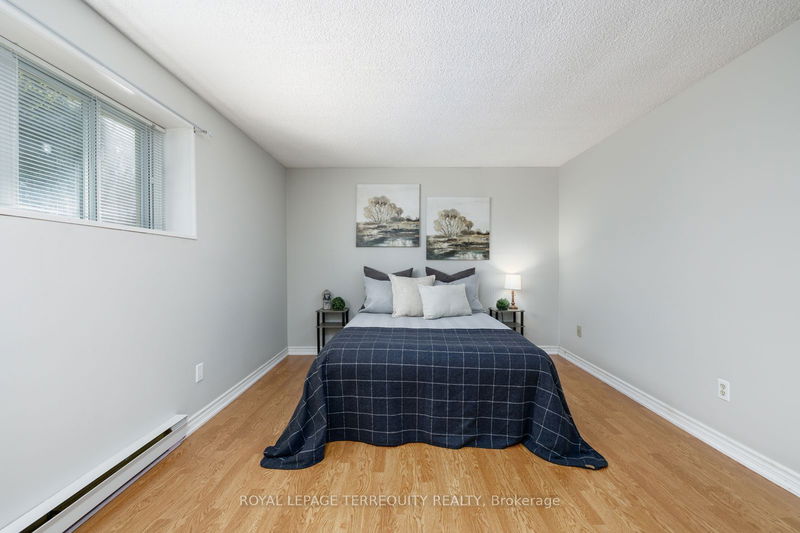 165 Londonderry St  Oshawa, L1J 6Z2 | Image 22