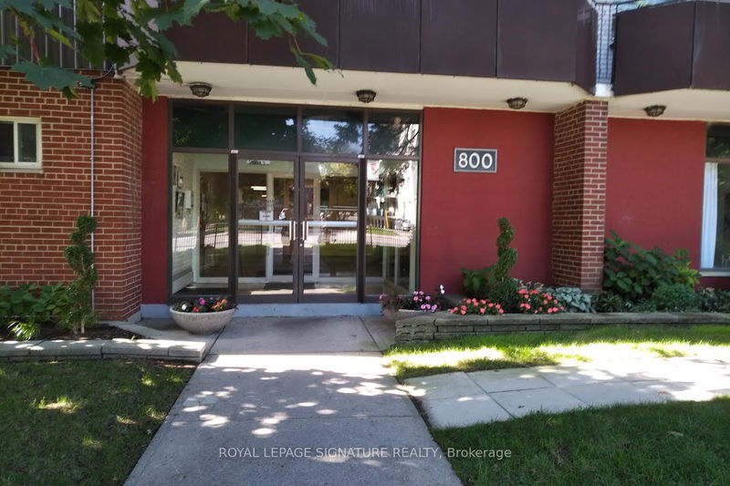  210 - 800 Kennedy Rd  Toronto, M1K 2C9 | Image 1