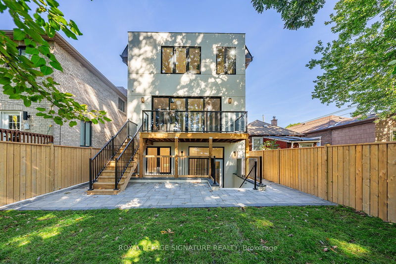 5 Holborne Ave  Toronto, M4C 2P8 | Image 39