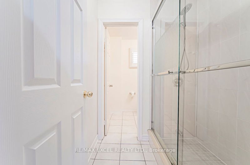 4 Flatwoods Dr  Toronto, M1V 4H4 | Image 17