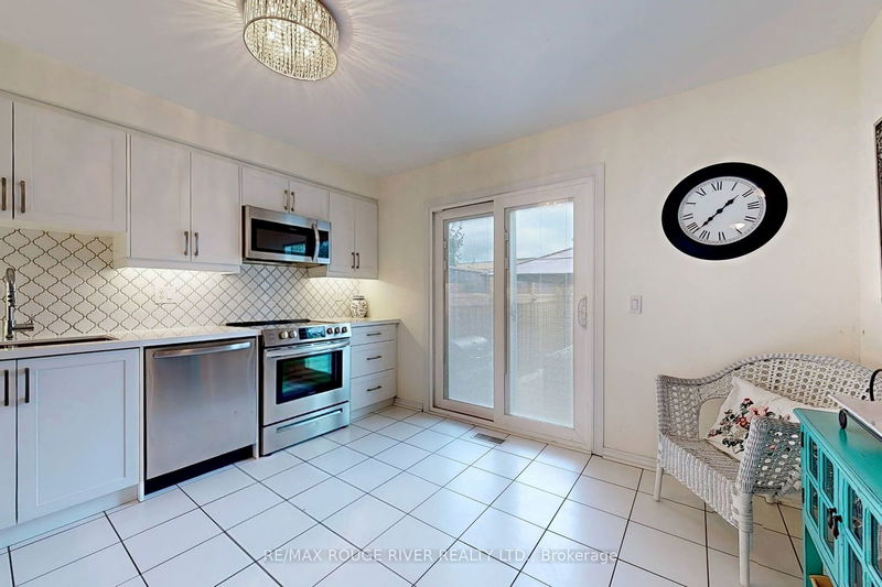 1626 Arcadia Sq  Pickering, L1V 6W3 | Image 7