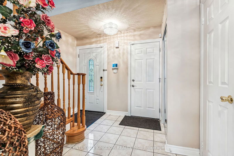 34 Goodall Dr  Toronto, M1B 5E3 | Image 3