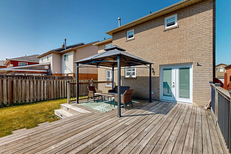 77 Rolling Acres Dr  Whitby, L1R 2B8 | Image 35