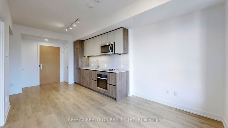  445 - 150 Logan Ave  Toronto, M4M 0E4 | Image 12