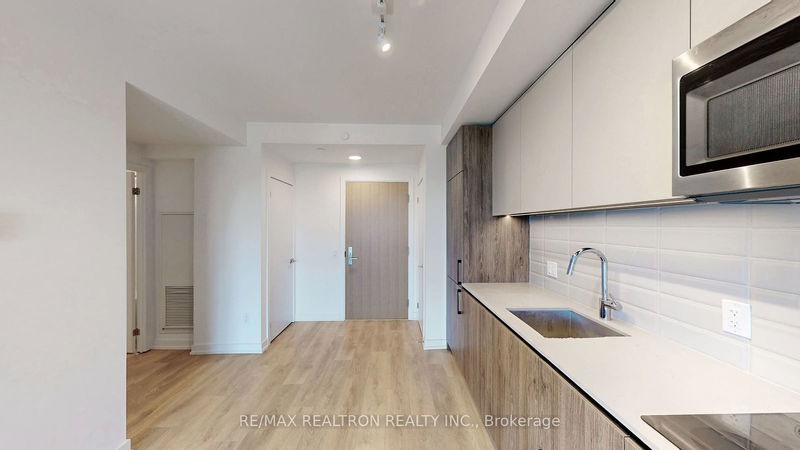  445 - 150 Logan Ave  Toronto, M4M 0E4 | Image 17