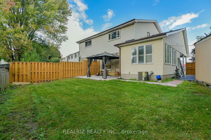 1354 Orlando Crt  Oshawa, L1G 6T9 | Image 28