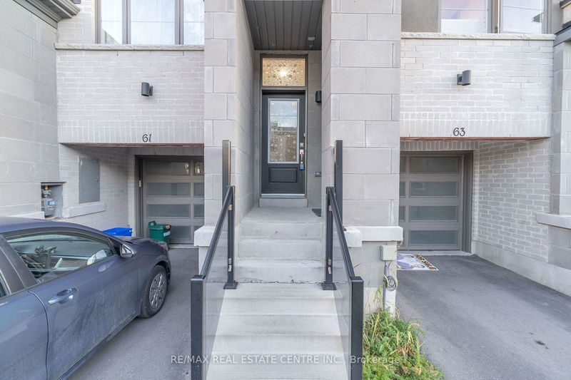 63 Donald Fleming Way  Whitby, L1R 3J8 | Image 2