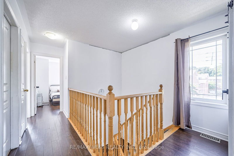 135 Homestead Rd  Toronto, M1E 3S1 | Image 13