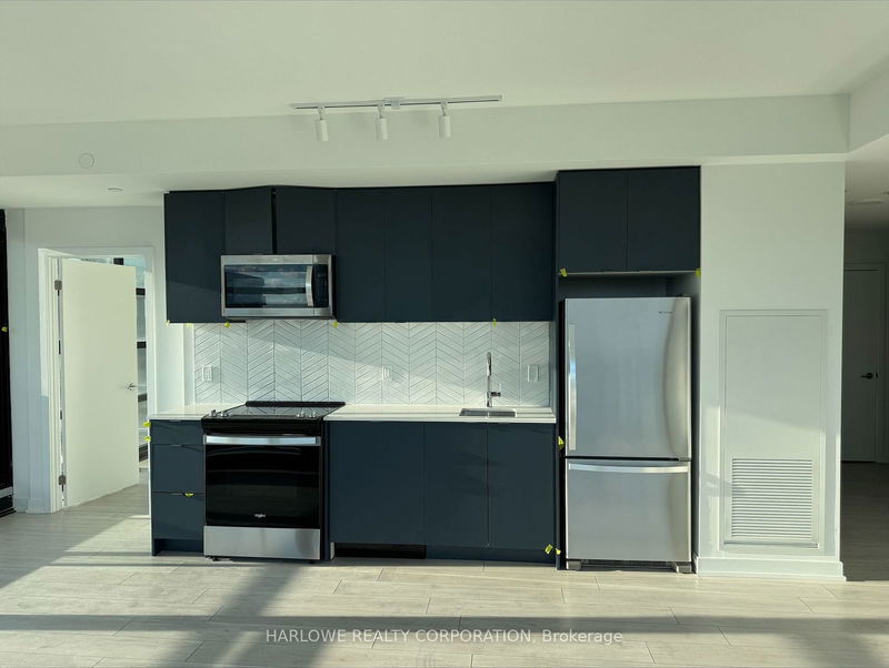 home for lease on 907 A-1606 Charles Street