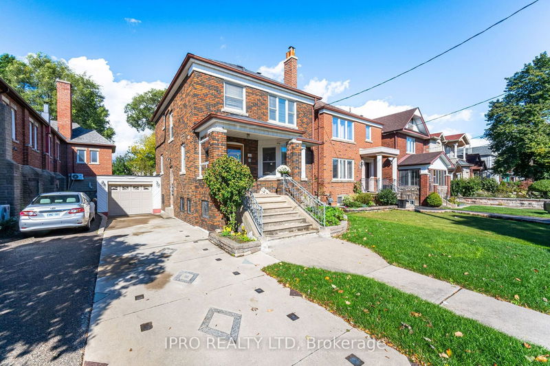 188 Floyd Ave  Toronto, M4J 2J1 | Image 2