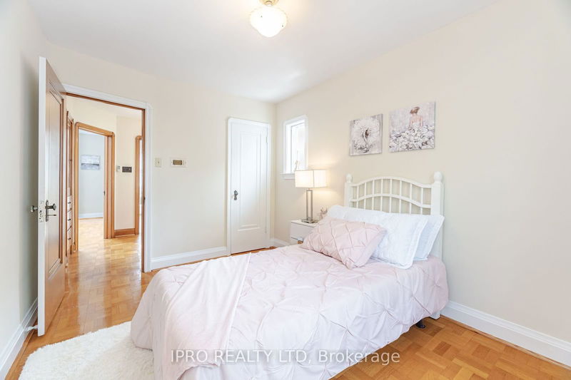 188 Floyd Ave  Toronto, M4J 2J1 | Image 27