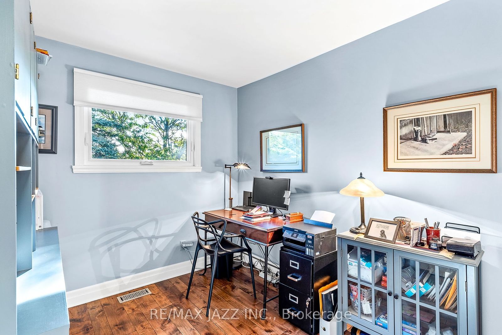 Listing Image 21