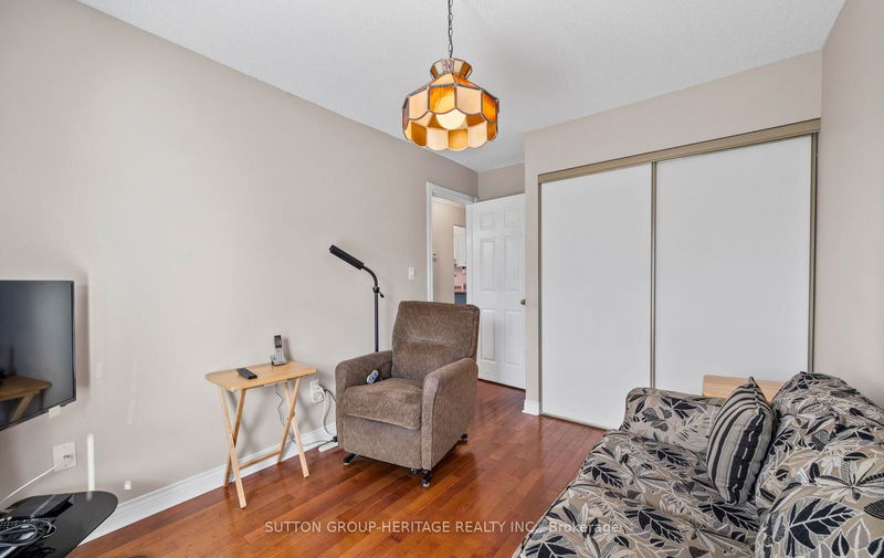 815 Beatrice St E Oshawa, L1K 2H8 | Image 13