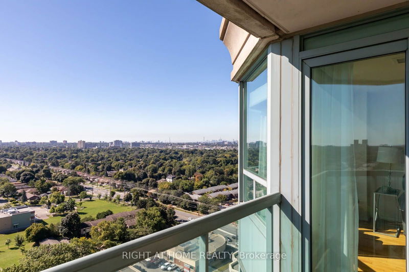  2236 - 125 Omni Dr  Toronto, M1P 5A9 | Image 31