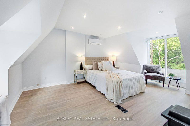 11 Bertmount Ave  Toronto, M4M 2X8 | Image 25