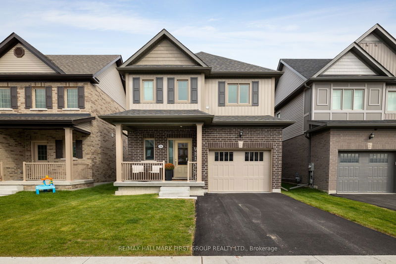 116 Bill Hutchinson Cres  Clarington, L1C 4T5 | Image 2