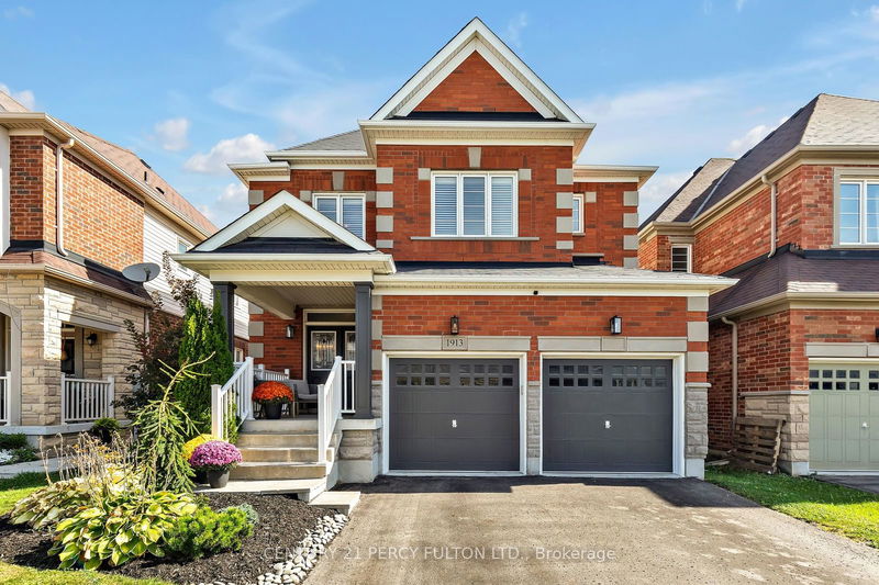 1913 Cocklin Cres  Oshawa, L1K 0T6 | Image 2