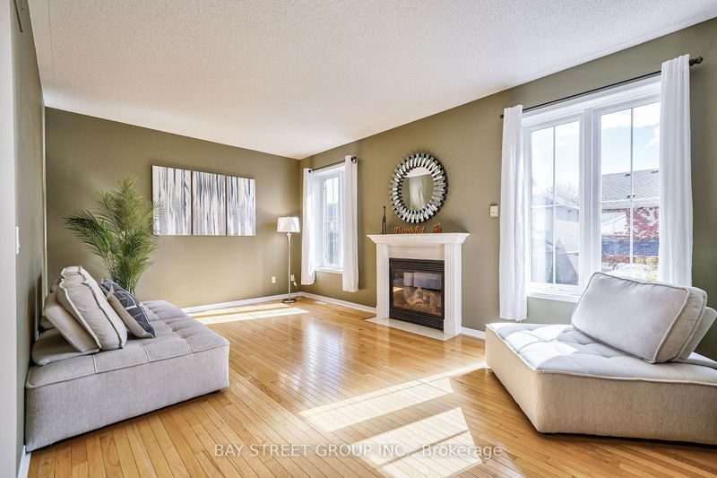 21 Loughlin Hill Cres  Ajax, L1Z 1P8 | Image 13