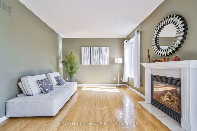 21 Loughlin Hill Cres  Ajax, L1Z 1P8 | Image 15