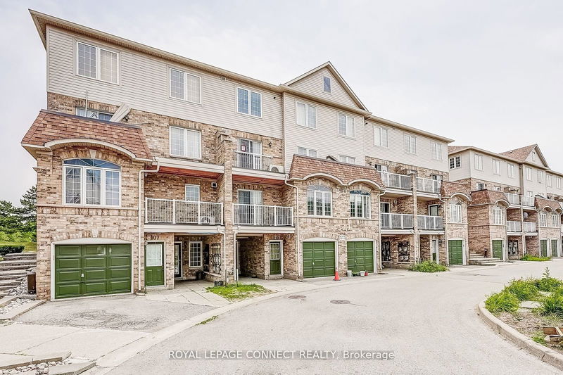 home for lease on 109-200 Mclevin Avenue