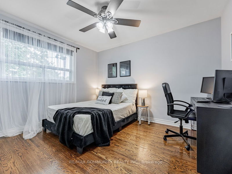 34 Alpaca Dr  Toronto, M1J 2Z7 | Image 13