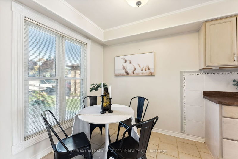 1874 Pinecreek Crt  Pickering, L1V 3R4 | Image 18