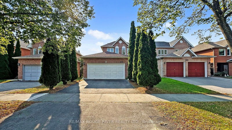 615 Graceland Crt  Pickering, L1V 6N9 | Image 1