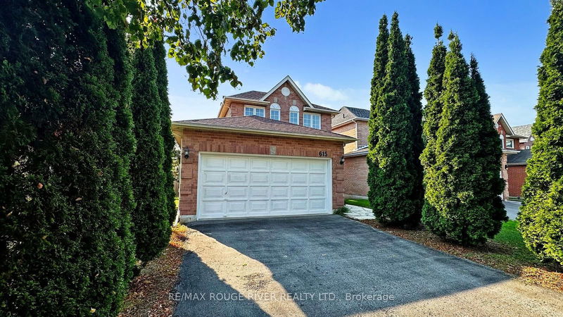 615 Graceland Crt  Pickering, L1V 6N9 | Image 3