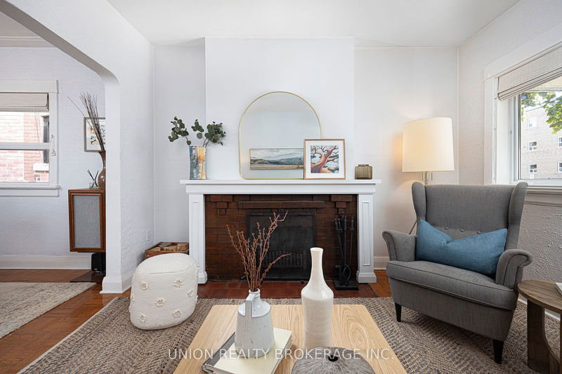 40 Norway Ave  Toronto, M4L 1P9 | Image 6