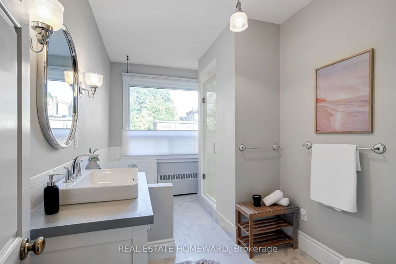 627 Carlaw Ave  Toronto, M4K 3K5 | Image 21