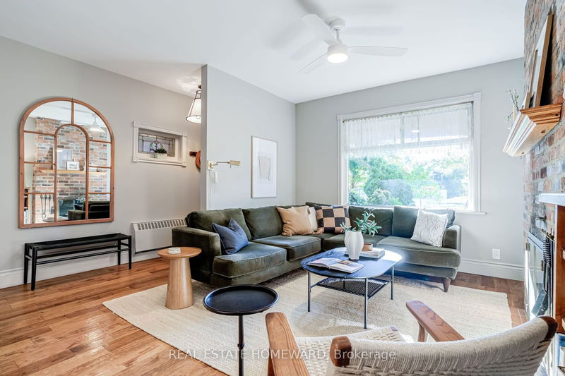 627 Carlaw Ave  Toronto, M4K 3K5 | Image 4