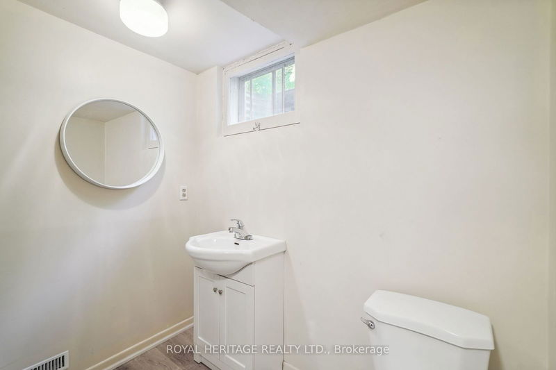 18 Grandor Crt  Toronto, M1E 1E1 | Image 17