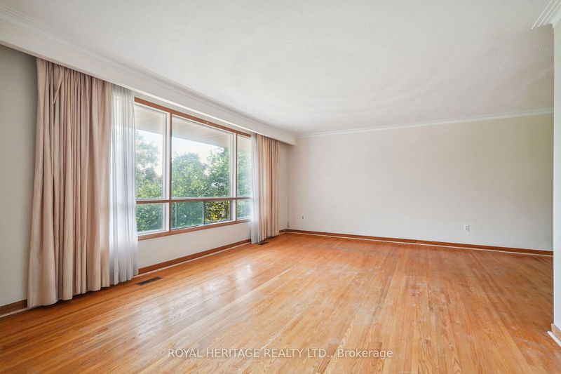 18 Grandor Crt  Toronto, M1E 1E1 | Image 3