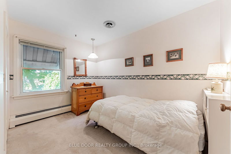 82 Cedarcrest Blvd  Toronto, M4B 2P3 | Image 19