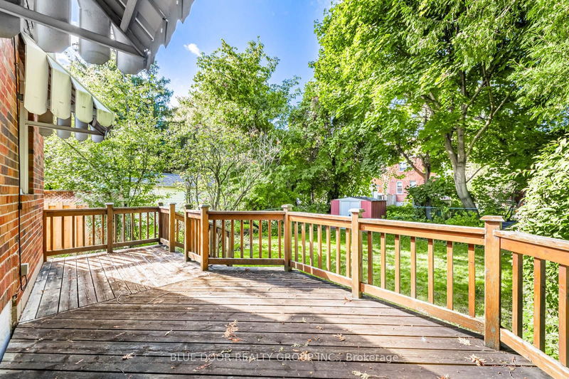 82 Cedarcrest Blvd  Toronto, M4B 2P3 | Image 37