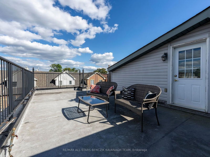 1170 Craven Rd  Toronto, M4J 4V7 | Image 17