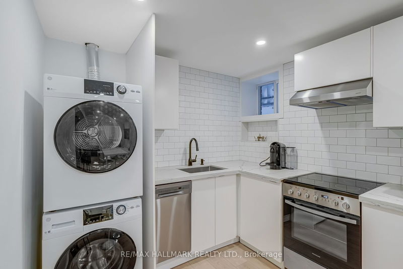 88 Greenwood Ave  Toronto, M4L 2P6 | Image 34