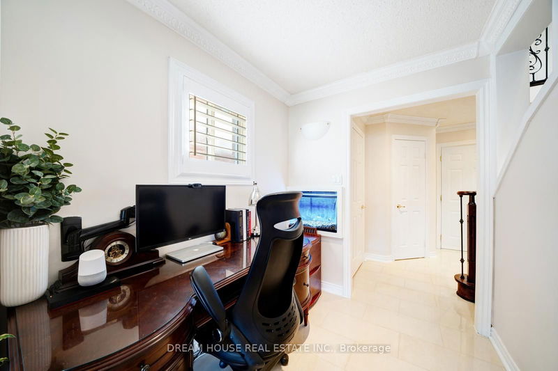 1572 Nipissing Crt  Pickering, L1V 6T9 | Image 15