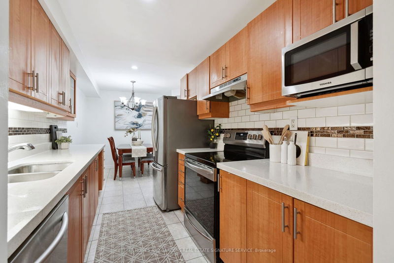 20 Scarfair Ptwy  Toronto, M1B 4E8 | Image 11