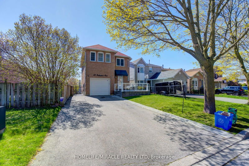 41 Fieldview Cres  Whitby, L1N 8B5 | Image 3